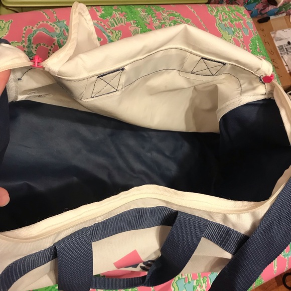 Adidas Diablo Small Duffel Gym Bag Shoulder Strap Off White Pink Ink Blue - Picture 9 of 9